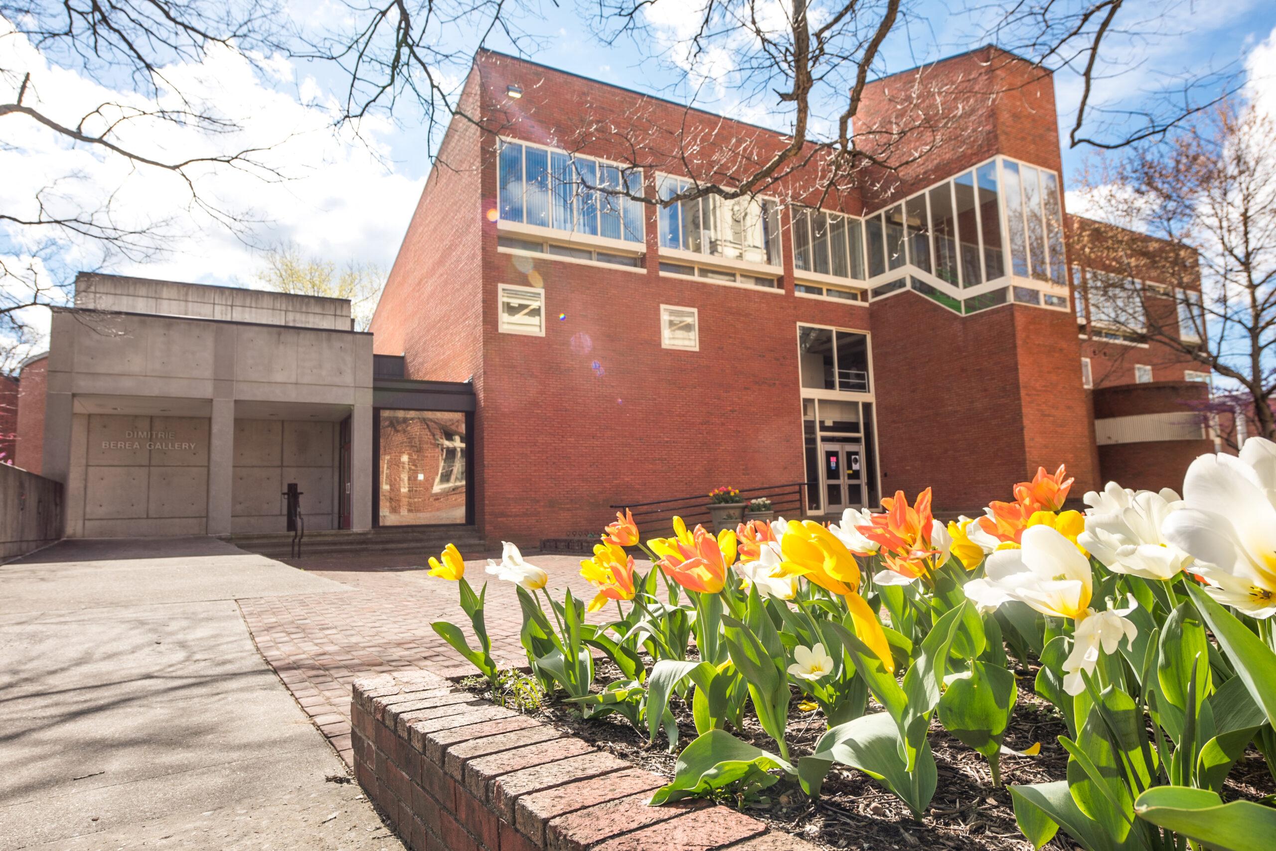 Rogers-Traylor Art Building